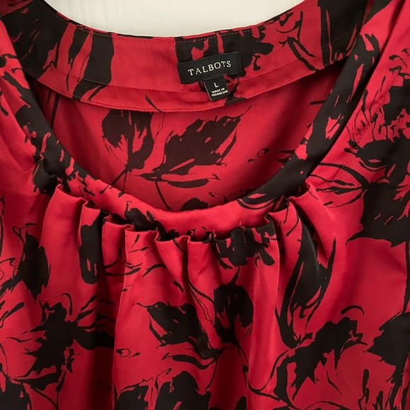 Women’s Talbots red and black sleeveless size large blouse - Picture 4 of 5